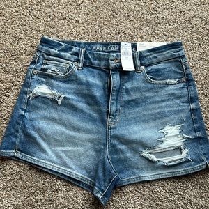 American Eagle Shorts - Size 8; Curvy mom short, super high rise